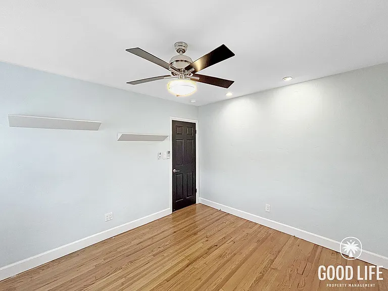 4241 E Overlook Dr — Photo 20
