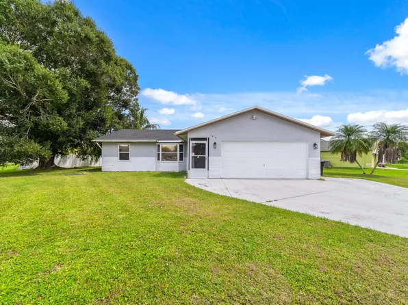 1819 SE Joy Haven St, Port St. Lucie, FL 34983