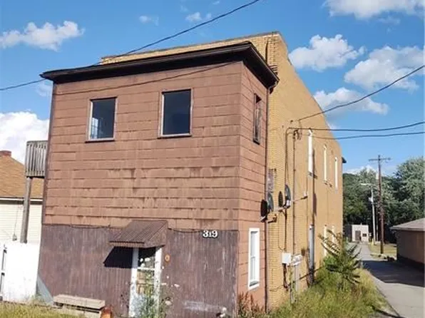 319 Kennedy Ave, Vandergrift, PA 15690