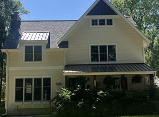 2025 Forest St, Wauwatosa, WI 53213