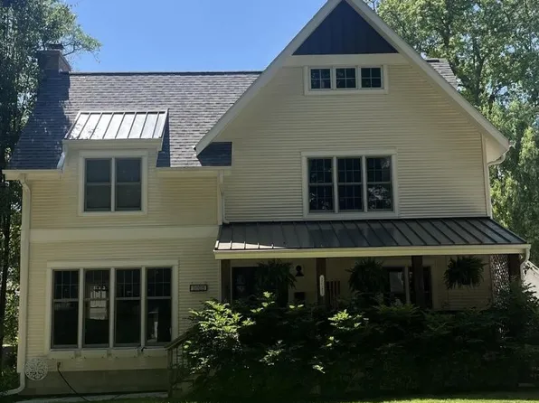 2025 Forest STREET, Wauwatosa, WI 53213