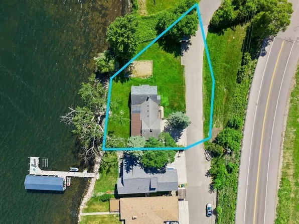 3685 N Shore Dr, Wayzata, MN 55391