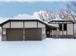 7340 Niagara Ln N, Maple Grove, MN 55311