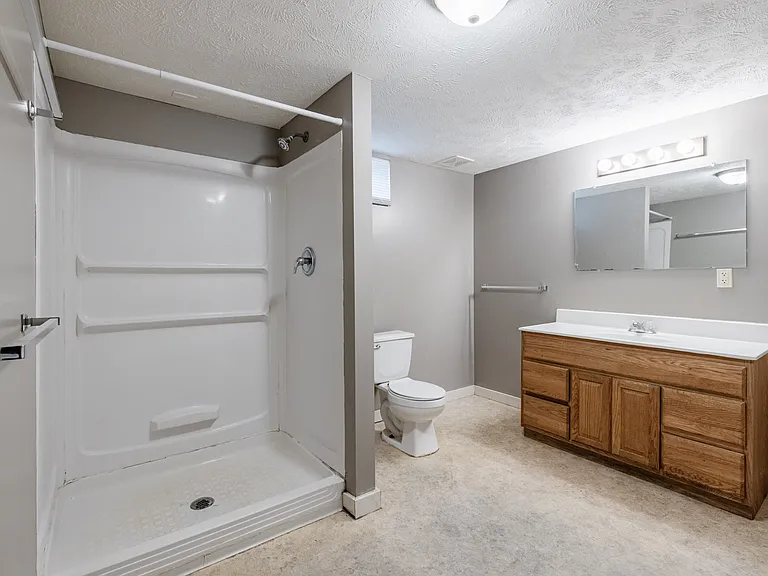 2991 Holdrege St — Photo 40