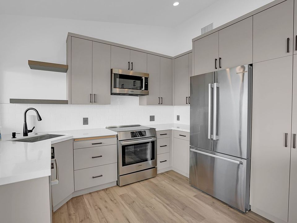 1st image of 6809 Seawatch Ln