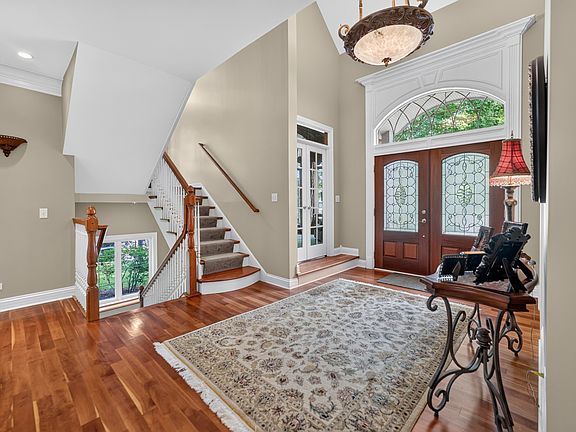 4th image of 770 Reserve Ct