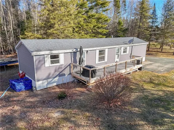 19 Prestige Dr, Lincoln, NB E3B 7G9