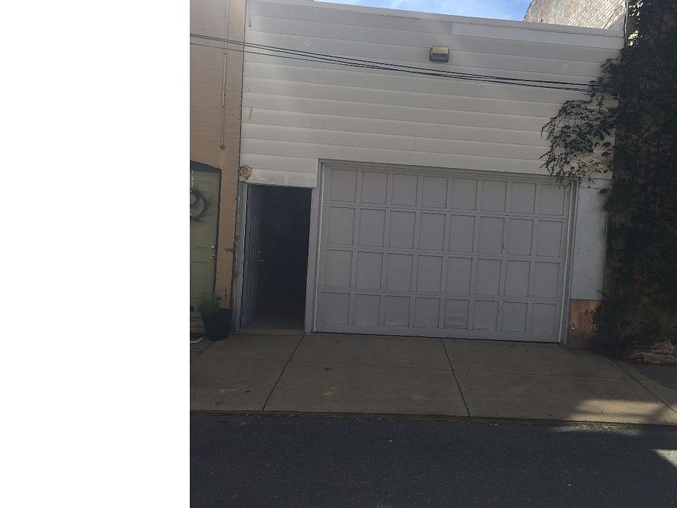 1st image of 1523 E Montgomery Ave