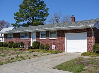 186 Colony Rd, Newport News, VA 23602