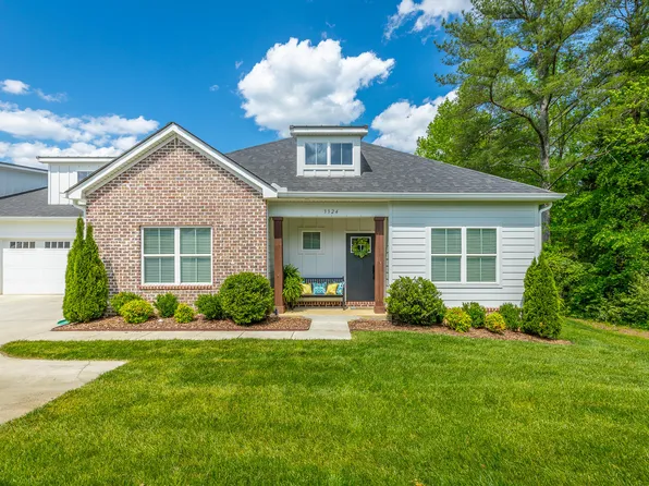 3324 Stone Creek Dr, Chattanooga, TN 37405