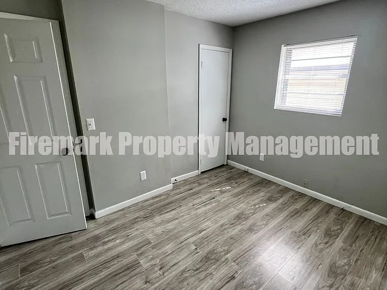 The Villas on Sunrise — Photo 32