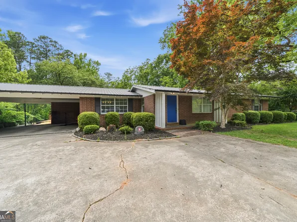 615 W Haynes St, Sandersville, GA 31082