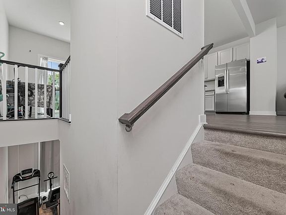 5th image of 315 Paca Gardens Ln