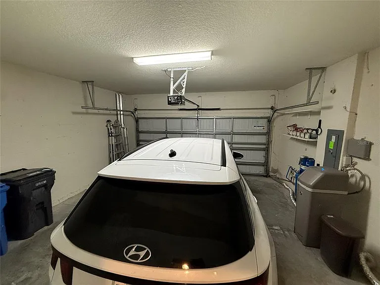 9154 Hillcroft Dr — Photo 23