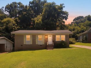 104 Richard St, Greenwood, SC 29649