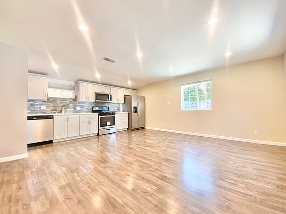 2nd image of 6857 Gentry Ave
