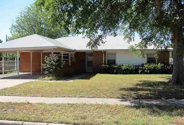 1st image of 4502 Lockwood Dr