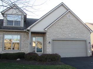 177 Pebble Creek Dr, Pataskala, OH 43062