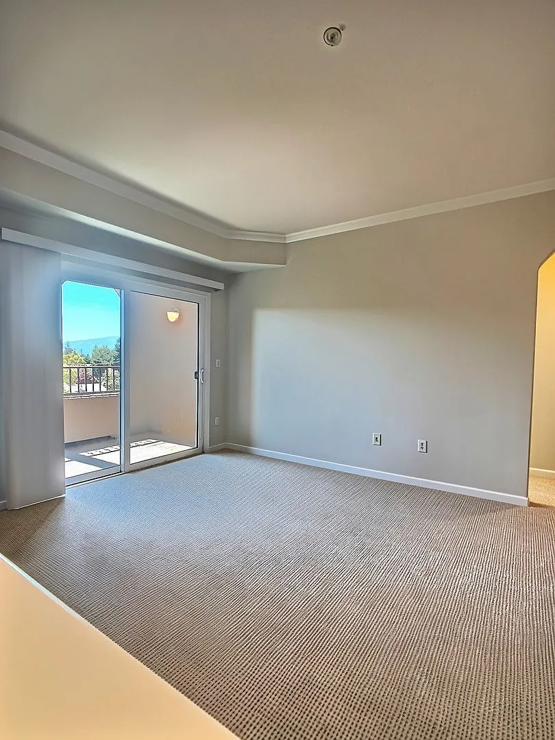 2 Bedroom For Rent Near Santana Row — Photo 3