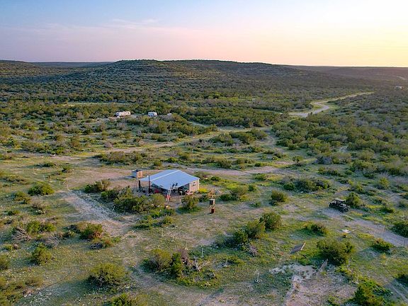 5th image of Eastwood Rd