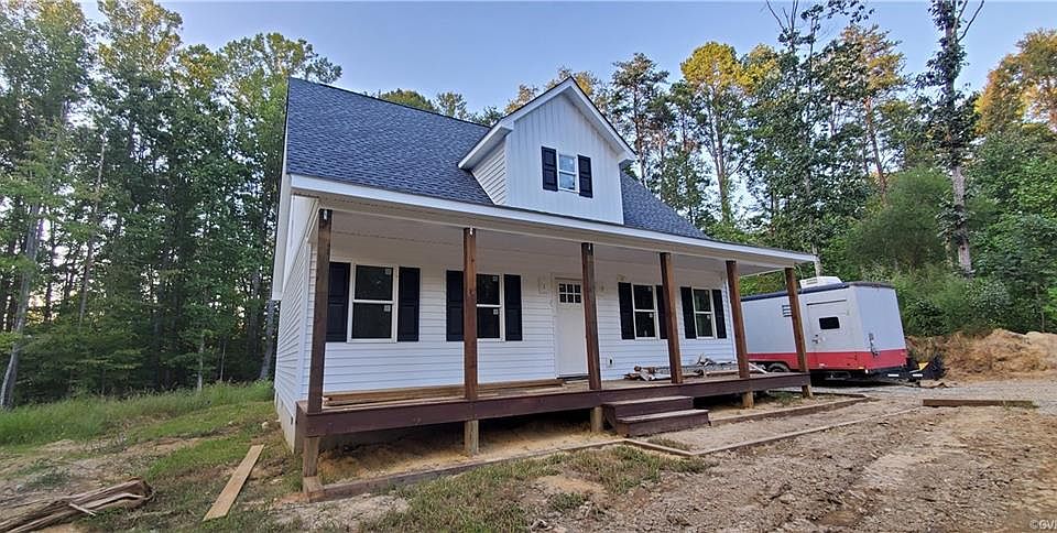 1st image of 5698 Tyler Dr