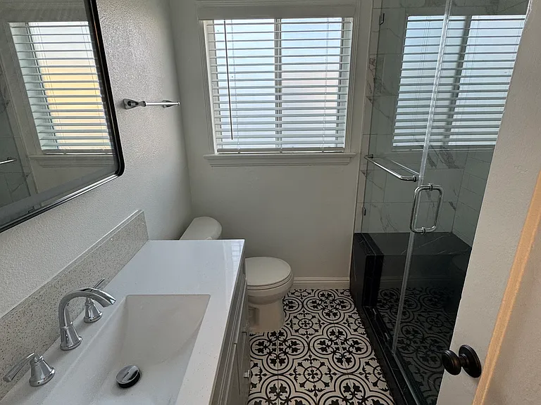 13831 Manor Dr — Photo 23