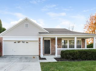 10802 Washington Bay Dr, Fishers, IN 46037