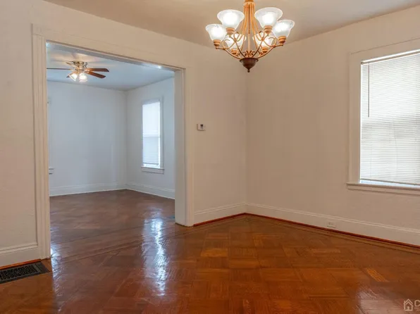 282 William St, East Orange, NJ 07017