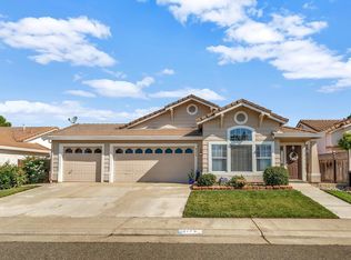 9175 Lakemont Dr, Elk Grove, CA 95624