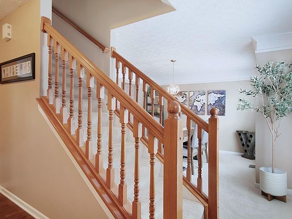 4th image of 503 Zion Dr