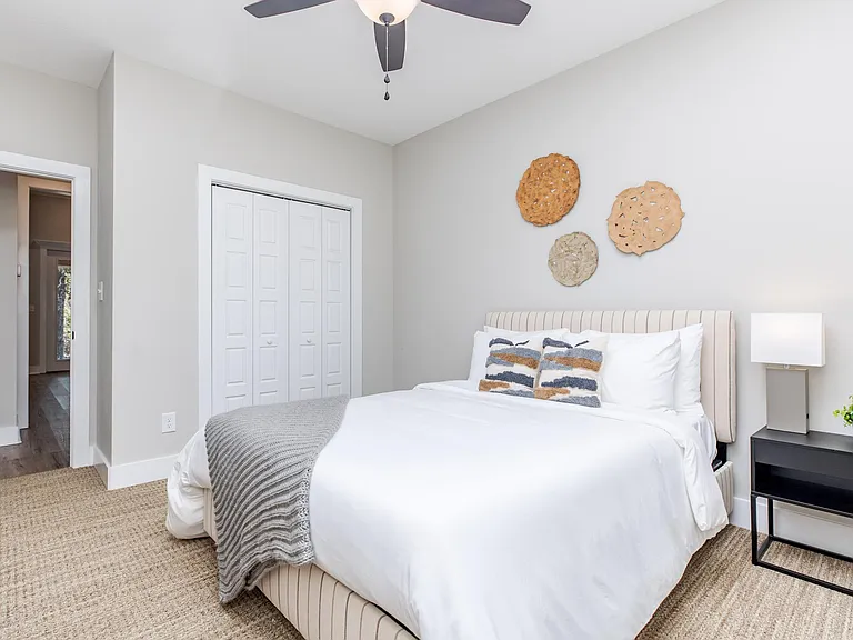 307 Hunts Landing Dr — Photo 26