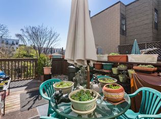 1422 30th Rd, Astoria, NY 11102