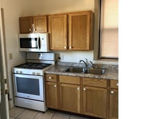 554 E Oakwood Blvd APT 2, Chicago, IL 60653