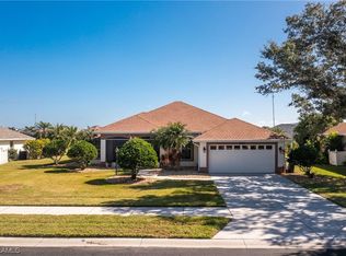 2280 Charleston Park Dr, North Port, FL 34287