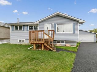 35 Beaupre Cres N, Calgary, AB T3B 2S9