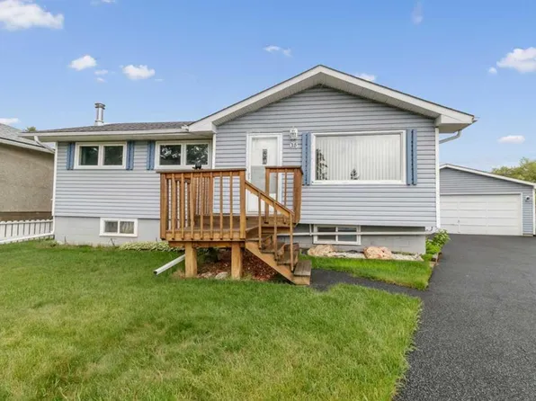 35 Beaupre Cres N, Calgary, AB T3B 2S9
