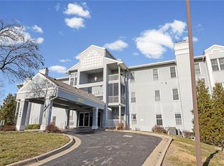 17800 E Bolger Rd APT 101, Independence, MO 64055