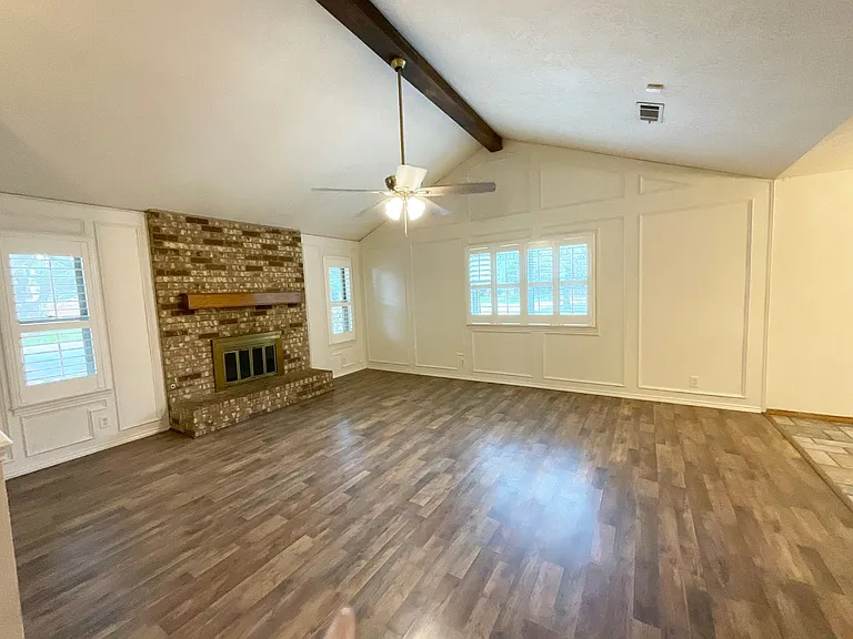 2407 Arbor Cir — Photo 2