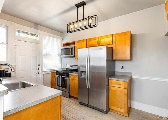 4th image of 6 N Allen Ave