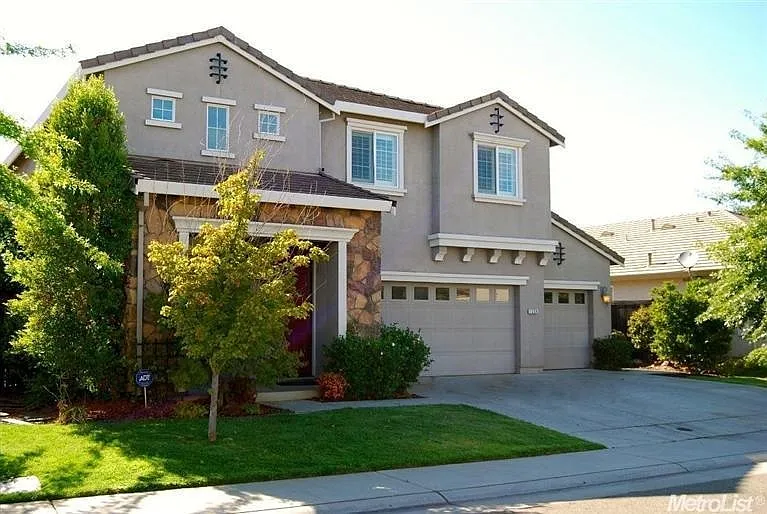 1258 Seymour Cir photo 1