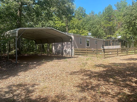 House and car port