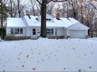 3585 Brinkmore Rd, Cleveland Heights, OH 44121