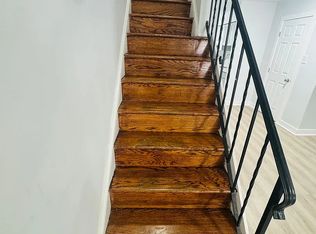 946 Farson St, Philadelphia, PA 19131