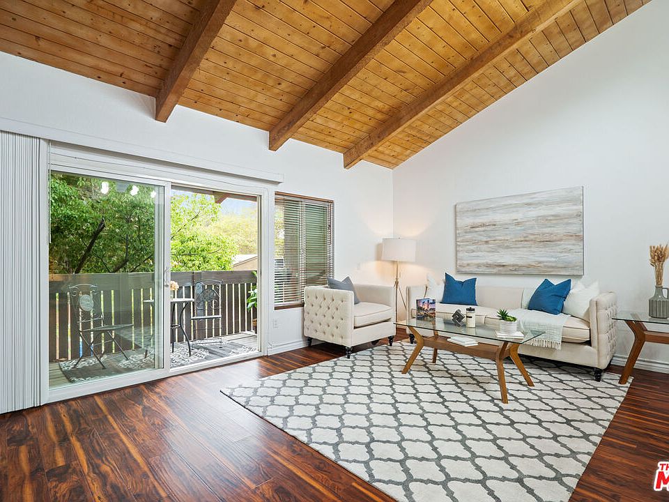 1st image of 18350 Hatteras St APT 227