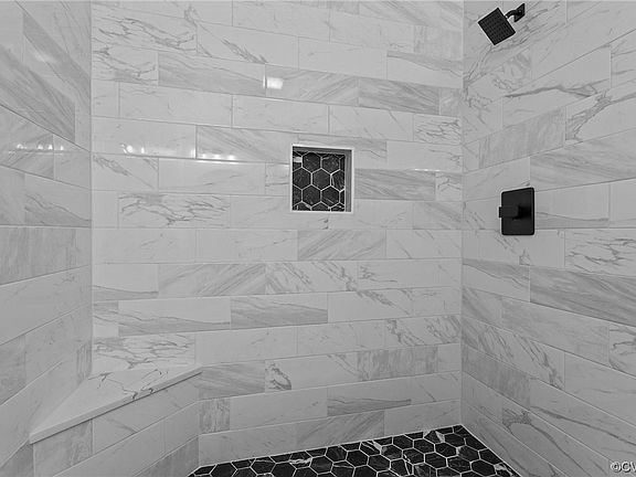 2nd image of 624 Pegram St