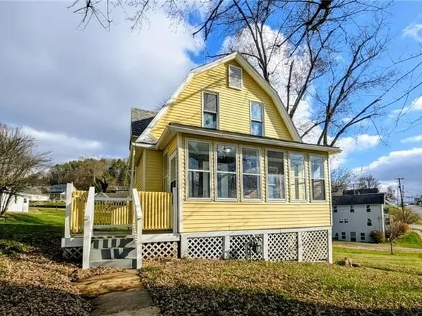 305 Central Ave, Chicora, PA 16025