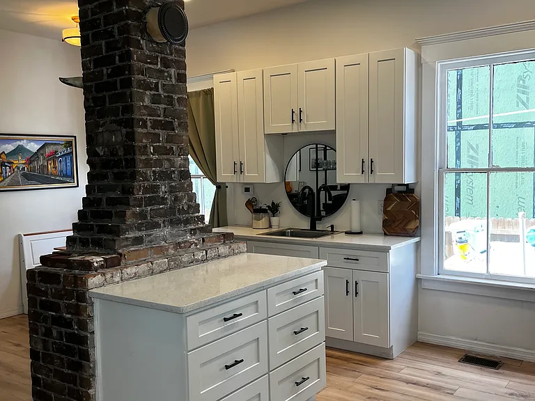 1407 Walnut St — Photo 9