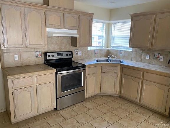 3rd image of 3823 W Faith Hill St