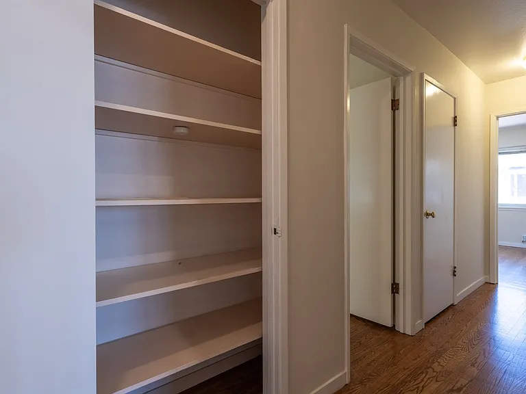 3834 Colegrove St — Photo 16
