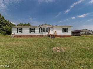 102 Duck Ridge Dr, Pikeville, NC 27863